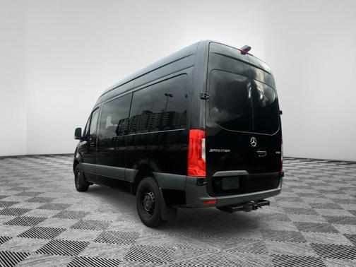 2024 Mercedes-Benz Sprinter 2500 144 WB