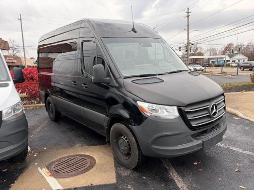 2024 Mercedes-Benz Sprinter 2500 144 WB