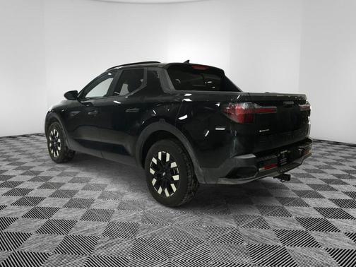 2025 Hyundai SANTA CRUZ SEL Activity