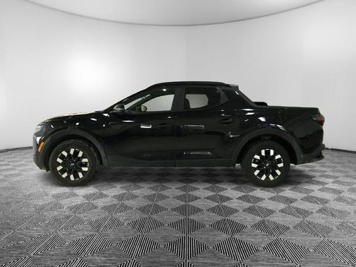 2025 Hyundai SANTA CRUZ SEL Activity