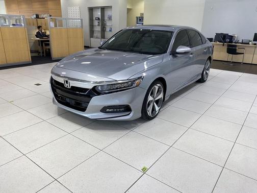 2020 Honda Accord Touring 2.0T