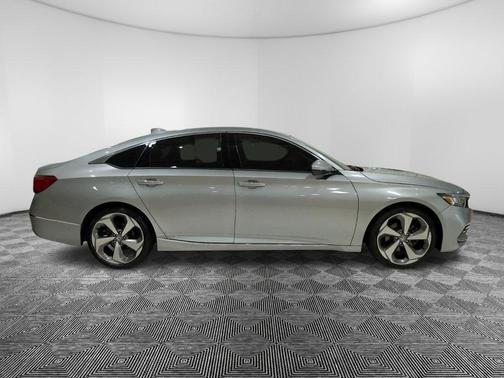 2020 Honda Accord Touring 2.0T