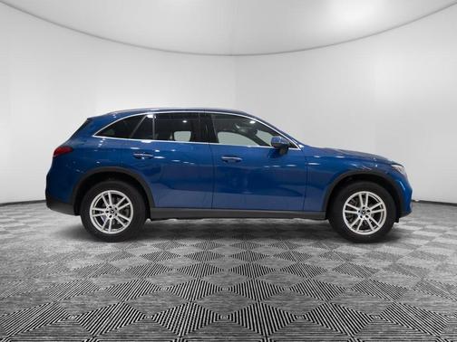 2025 Mercedes-Benz GLC 300 Base 4MATIC