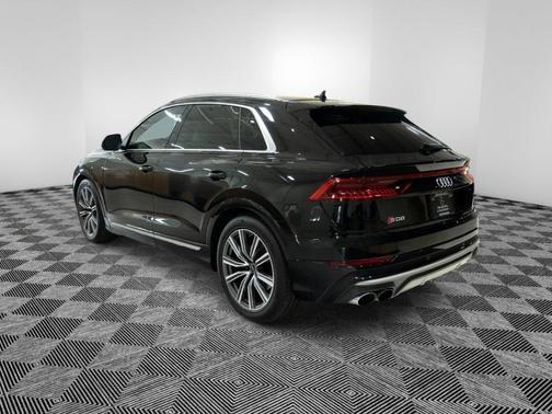 2022 Audi SQ8 4.0T Premium Plus