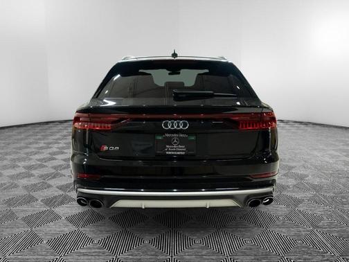 2022 Audi SQ8 4.0T Premium Plus