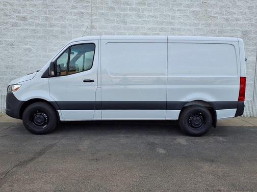 2025 Mercedes-Benz Sprinter 2500 Standard Roof