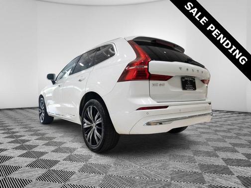 2022 Volvo XC60 B5 Inscription