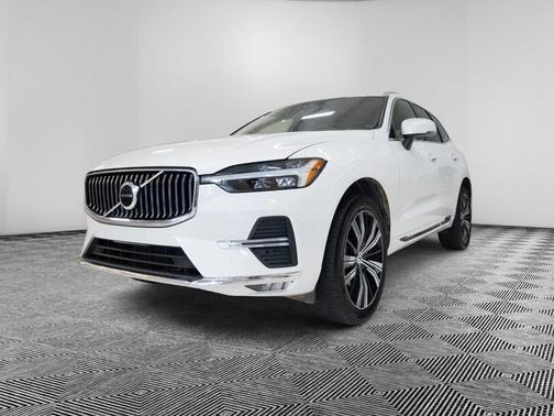 2022 Volvo XC60 B5 Inscription
