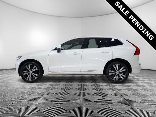 2022 Volvo XC60 B5 Inscription