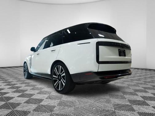 2023 Land Rover Range Rover P400 SE