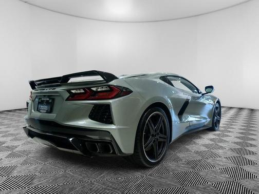 2024 Chevrolet Corvette Stingray w/2LT