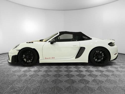 2025 Porsche 718 Spyder RS