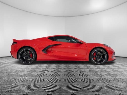 2024 Chevrolet Corvette Stingray w/3LT