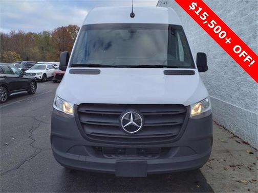2024 Mercedes-Benz eSprinter 2500 170 WB High Roof Cargo