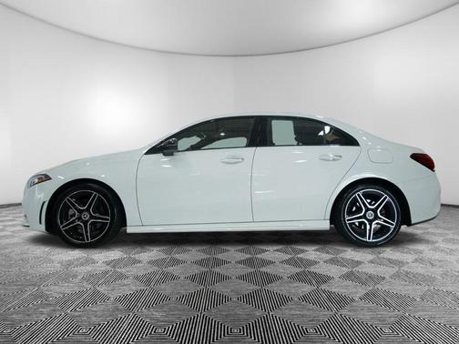 2022 Mercedes-Benz A-Class A 220 4MATIC