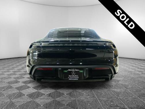 2022 Porsche Taycan GTS