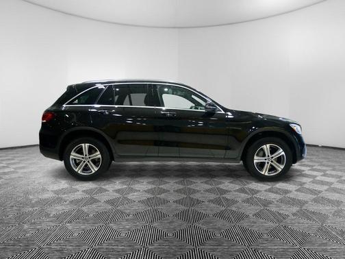 2022 Mercedes-Benz GLC 300 Base 4MATIC