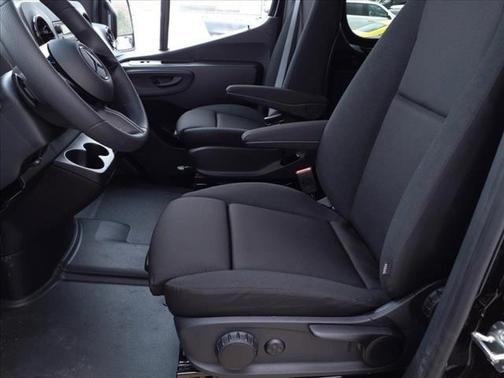 2025 Mercedes-Benz Sprinter 3500 170 WB High Roof Extended Cargo