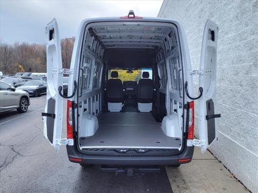 2025 Mercedes-Benz Sprinter 2500 Standard Roof