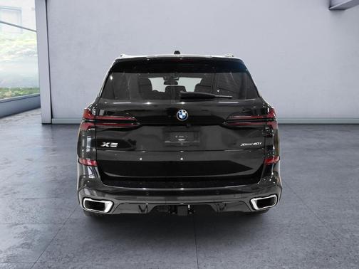 Black Sapphire Metallic 2024 BMW X5 xDrive40i