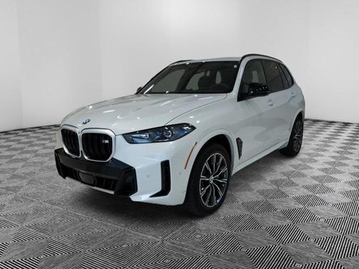 2025 BMW X5 M60i