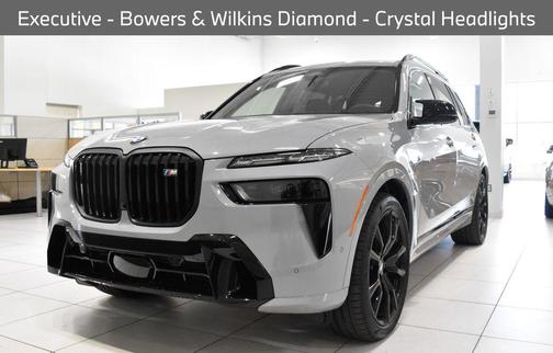 Brooklyn Gray Metallic 2025 BMW X7 M60i