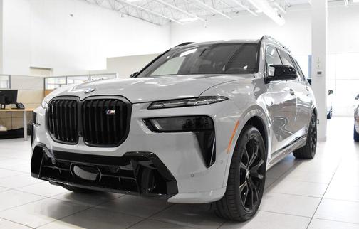 Brooklyn Gray Metallic 2025 BMW X7 M60i