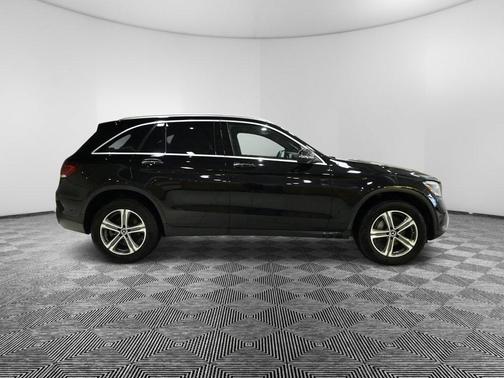 2022 Mercedes-Benz GLC 300 Base 4MATIC