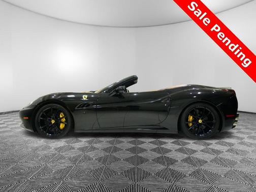 2012 Ferrari California Base