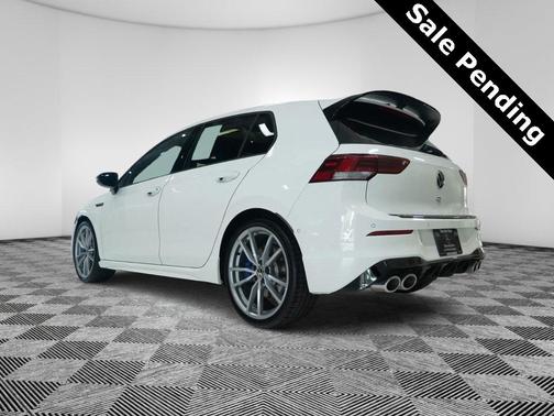 2024 Volkswagen Golf R 2.0T