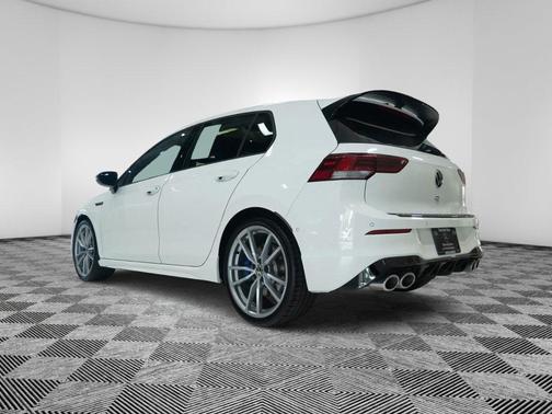 2024 Volkswagen Golf R 2.0T