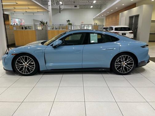 2023 Porsche Taycan GTS