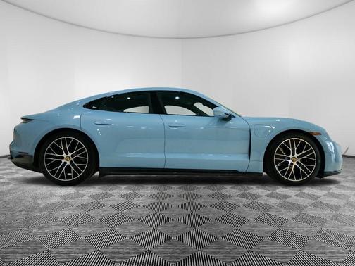 2023 Porsche Taycan GTS