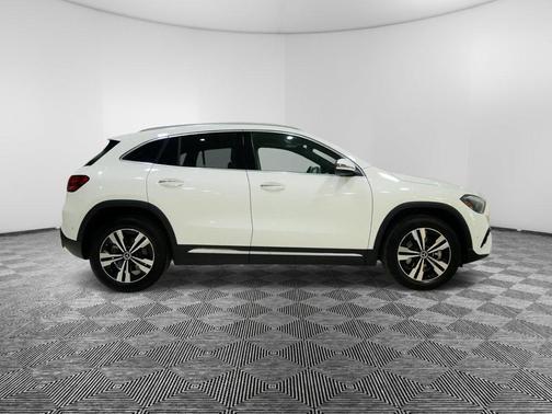 2025 Mercedes-Benz GLA 250 Base 4MATIC