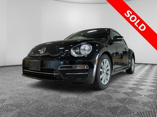 2018 Volkswagen Beetle 2.0T SE