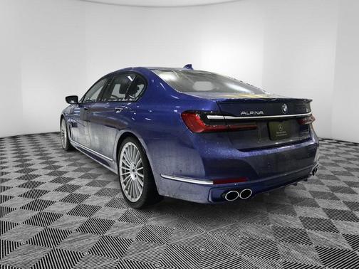 2022 BMW ALPINA B7 xDrive