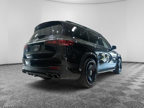 2024 Mercedes-Benz AMG GLS 63 Base 4MATIC