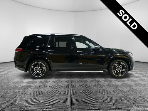2022 Mercedes-Benz GLS 450 4MATIC