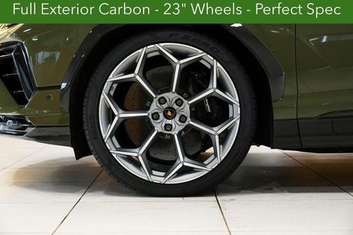 Verde Turbine 2023 Lamborghini Urus Performante