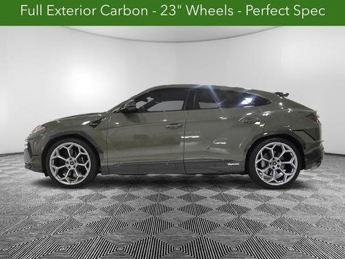 Verde Turbine 2023 Lamborghini Urus Performante