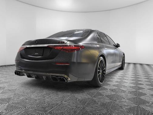 Midnight Black 2024 Mercedes-Benz AMG S 63 E Base