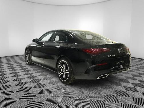 2024 Mercedes-Benz CLA 250 Base 4MATIC
