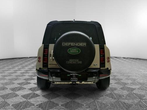 2023 Land Rover Defender 90 X-Dynamic SE