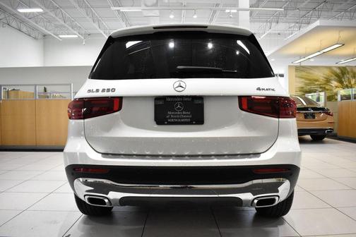Polar White 2024 Mercedes-Benz GLB 250 Base 4MATIC
