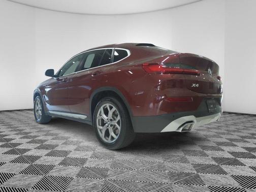 2023 BMW X4 xDrive30i