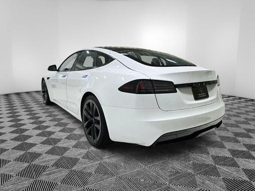 2023 Tesla Model S BASE