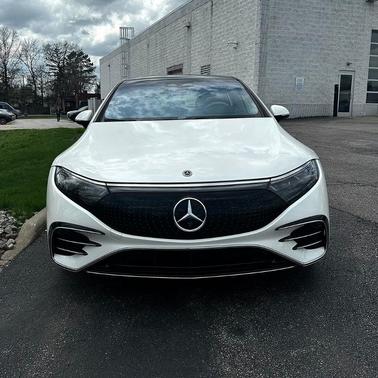 Diamond White 2022 Mercedes-Benz EQS 580 Base 4MATIC