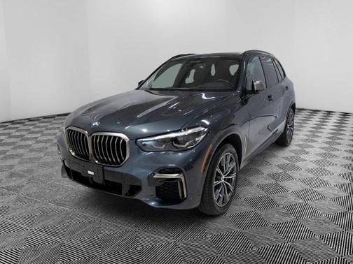 2022 BMW X5 M50i