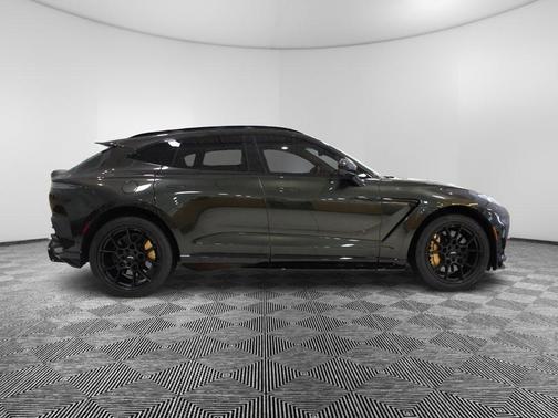 2023 Aston Martin DBX 707