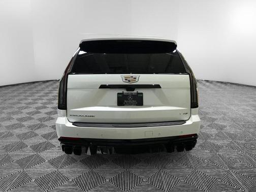 2025 Cadillac Escalade ESV V-Series